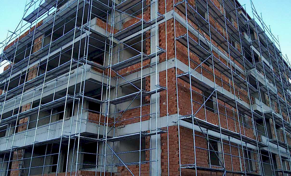 Güvenlikli Dış Cephe İskelesi Kurulumu