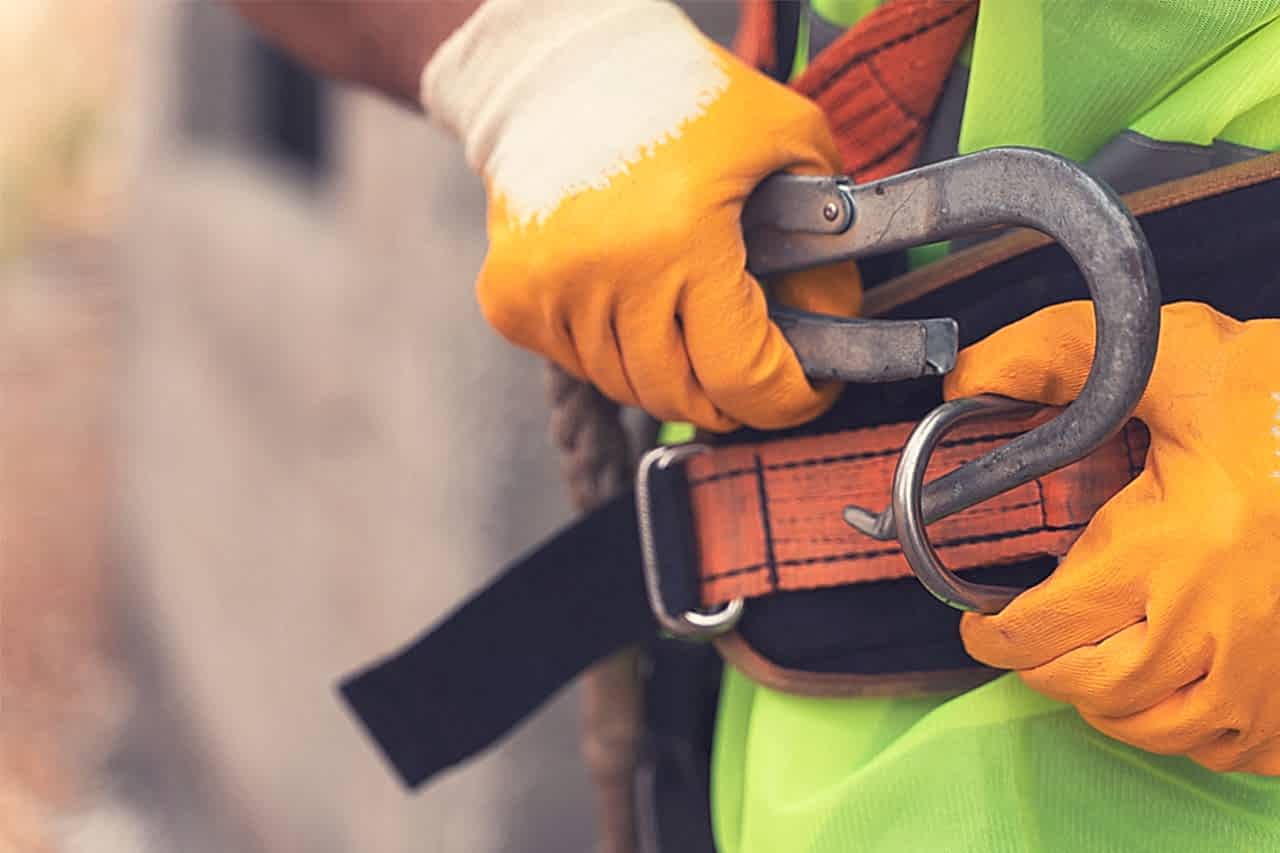 Dış Cephe İskelelerinde Güvenli Çalışma